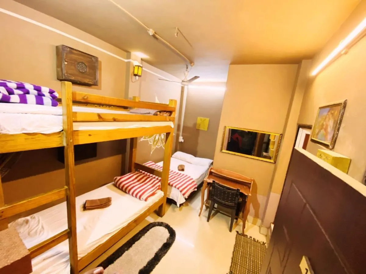 Stay Inn Riverside Benares